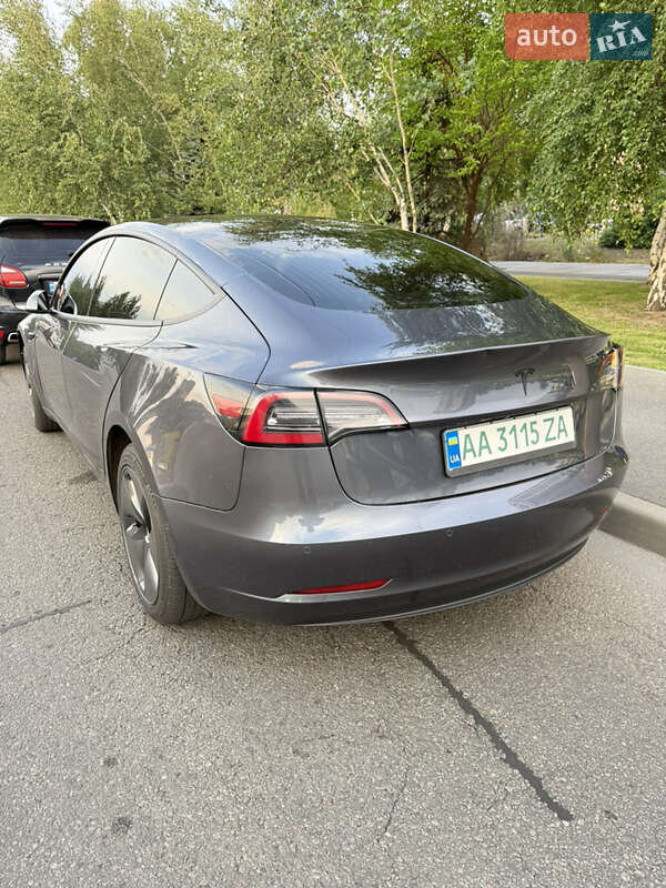 Седан Tesla Model 3 2019 в Харькове