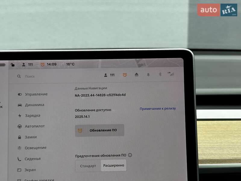 Седан Tesla Model 3 2021 в Києві