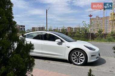 Седан Tesla Model 3 2018 в 