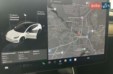 Седан Tesla Model 3 2020 в 