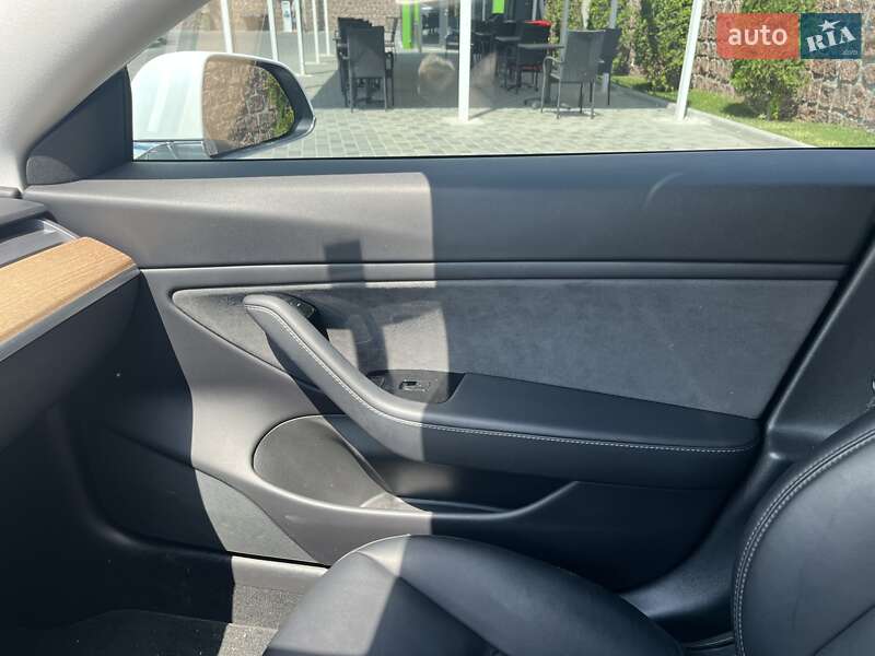 Седан Tesla Model 3 2020 в Кропивницькому фото 6 Седан Tesla Model 3 2020 в Кропивницькому