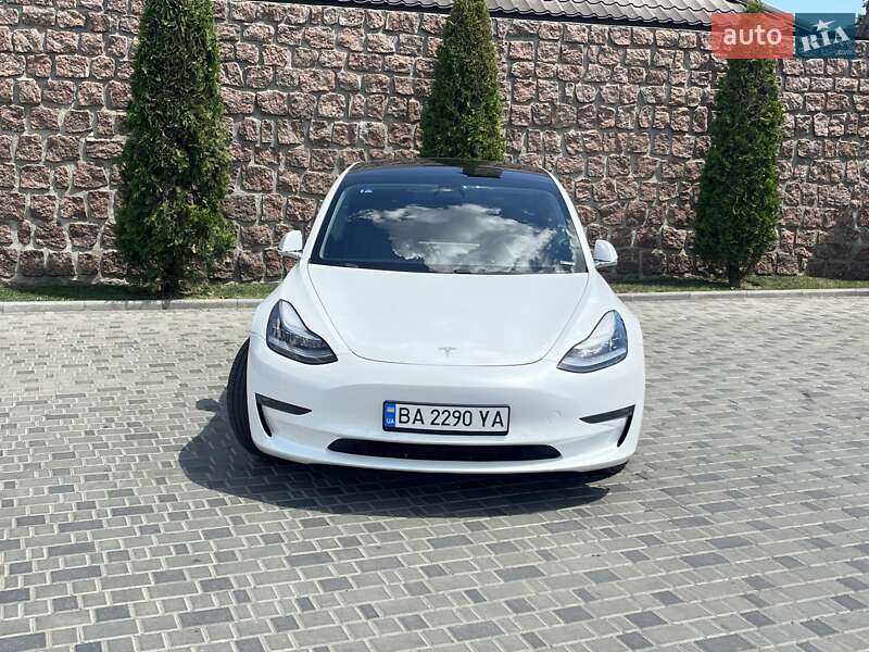 Седан Tesla Model 3 2020 в Кропивницькому фото 13 Седан Tesla Model 3 2020 в Кропивницькому