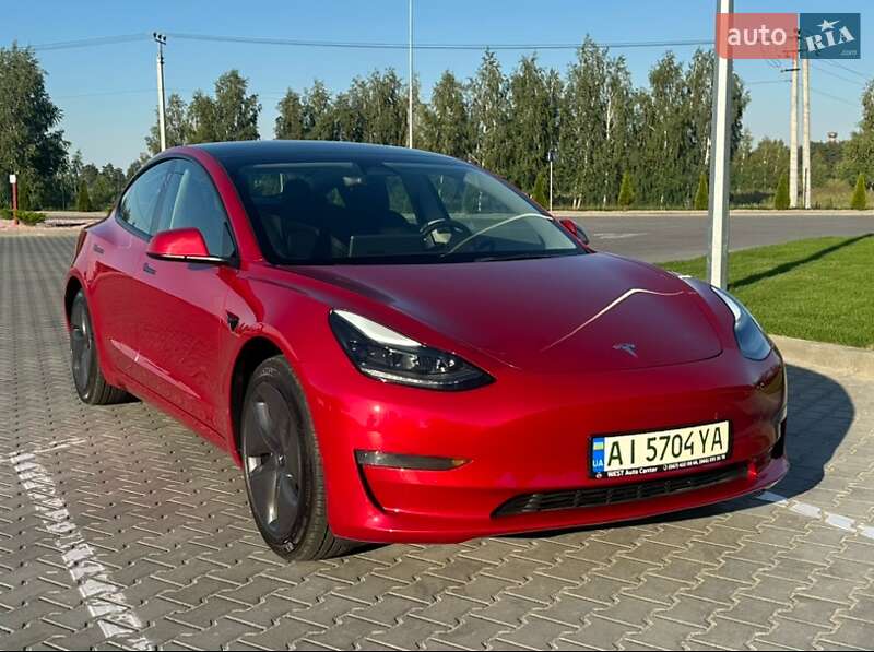 Tesla Model 3 2022