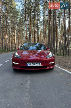 Седан Tesla Model 3 2018 в Полтаві