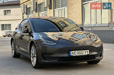 Седан Tesla Model 3 2019 в 