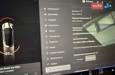Седан Tesla Model 3 2021 в 