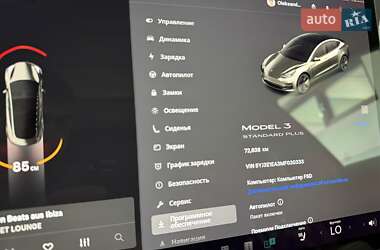Седан Tesla Model 3 2021 в Сумах