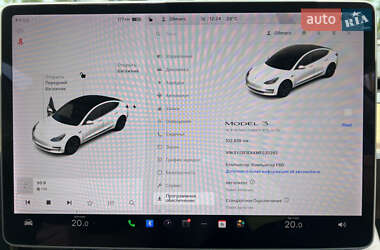 Седан Tesla Model 3 2021 в 