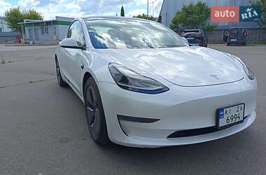 Седан Tesla Model 3 2021 в 