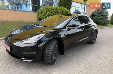 Седан Tesla Model 3 2020 в Харькове