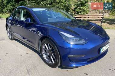 Седан Tesla Model 3 2023 в Киеве