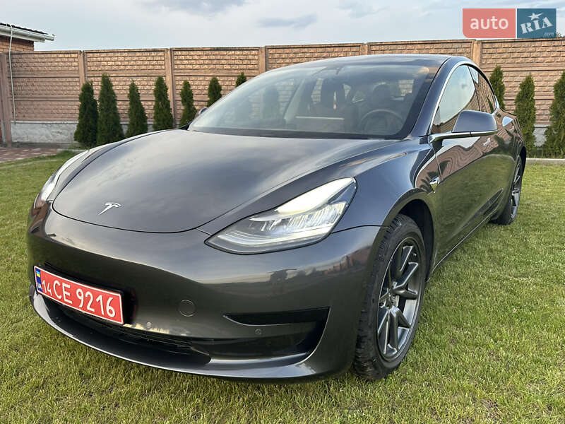 Седан Tesla Model 3 2019 в Харькове