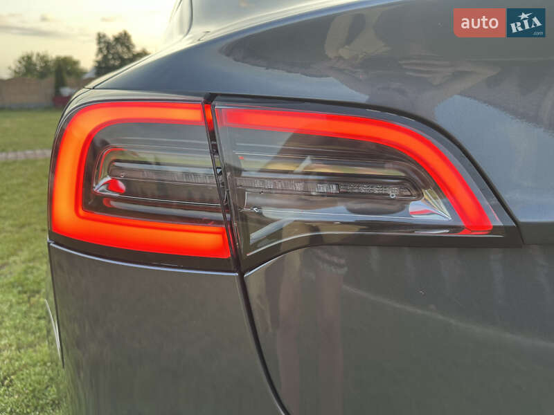 Седан Tesla Model 3 2019 в Харькове