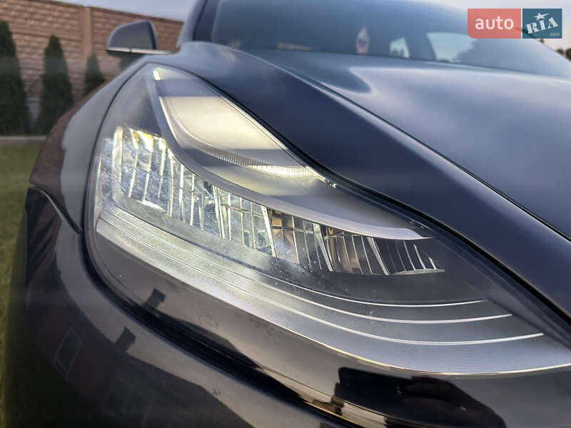 Седан Tesla Model 3 2019 в Харькове