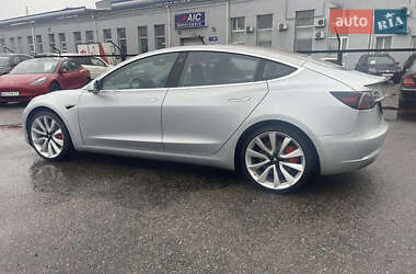 Седан Tesla Model 3 2018 в 
