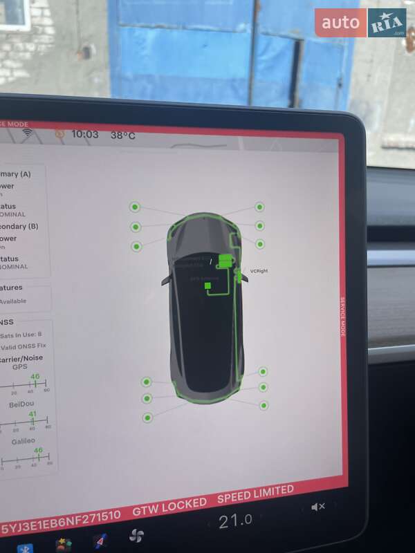 Седан Tesla Model 3 2022 в Харькове