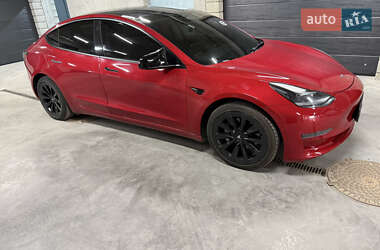 Седан Tesla Model 3 2022 в Білій Церкві
