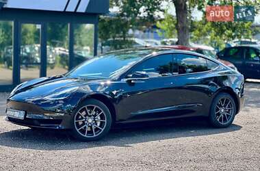 Tesla Model 3 2019 Tesla Model 3 2019