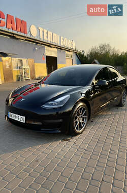 Tesla Model 3 2021