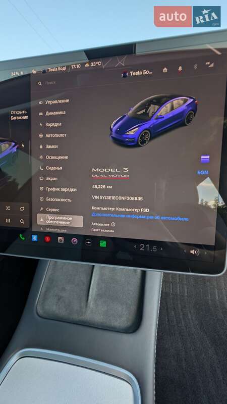 Седан Tesla Model 3 2022 в Миргороде