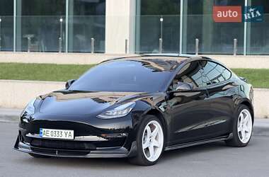 Tesla Model 3 2019