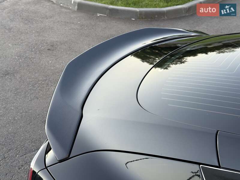Седан Tesla Model 3 2019 в Дніпрі