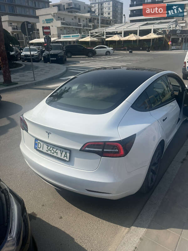 Седан Tesla Model 3 2022 в Одесі