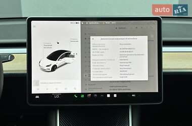 Седан Tesla Model 3 2019 в 
