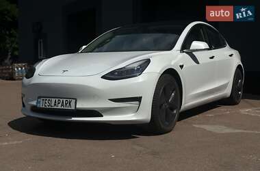 Седан Tesla Model 3 2018 в 