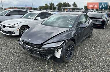 Седан Tesla Model 3 2024 в Луцке