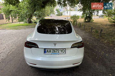 Седан Tesla Model 3 2018 в 