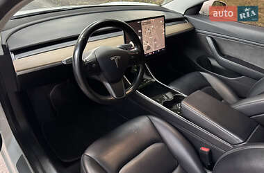 Седан Tesla Model 3 2018 в 
