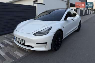 Седан Tesla Model 3 2019 в Білій Церкві