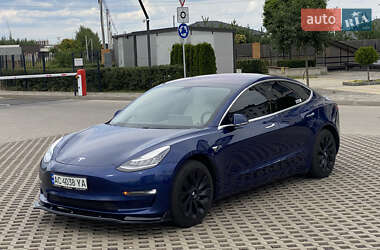 Tesla Model 3 2018