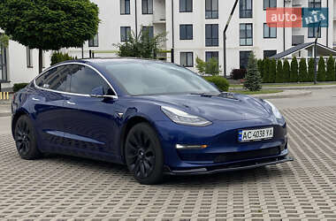 Седан Tesla Model 3 2018 в 