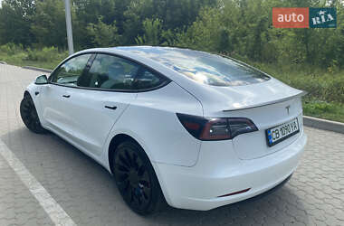 Седан Tesla Model 3 2021 в 