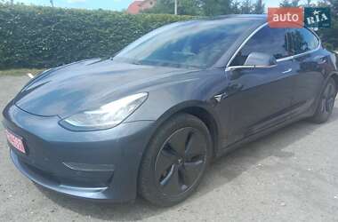 Tesla Model 3 2019