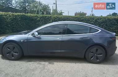 Седан Tesla Model 3 2019 в 