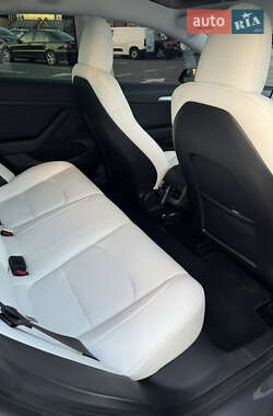 Седан Tesla Model 3 2023 в Киеве фото 44 Седан Tesla Model 3 2023 в Киеве