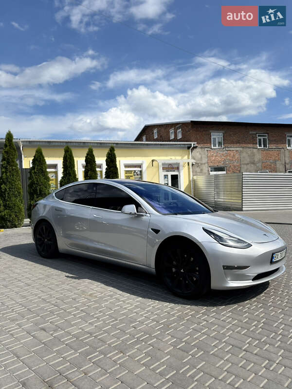 Седан Tesla Model 3 2018 в Каменец-Подольском