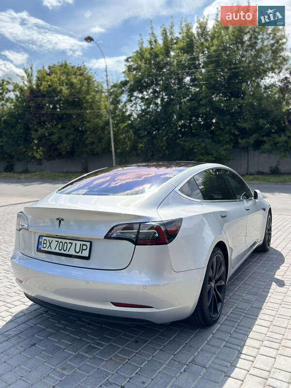 Седан Tesla Model 3 2018 в Каменец-Подольском