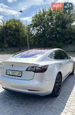 Седан Tesla Model 3 2018 в 