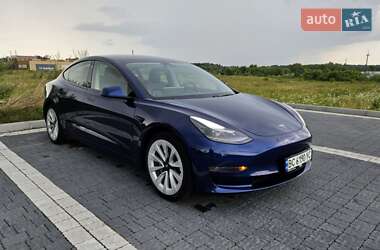 Седан Tesla Model 3 2022 в 
