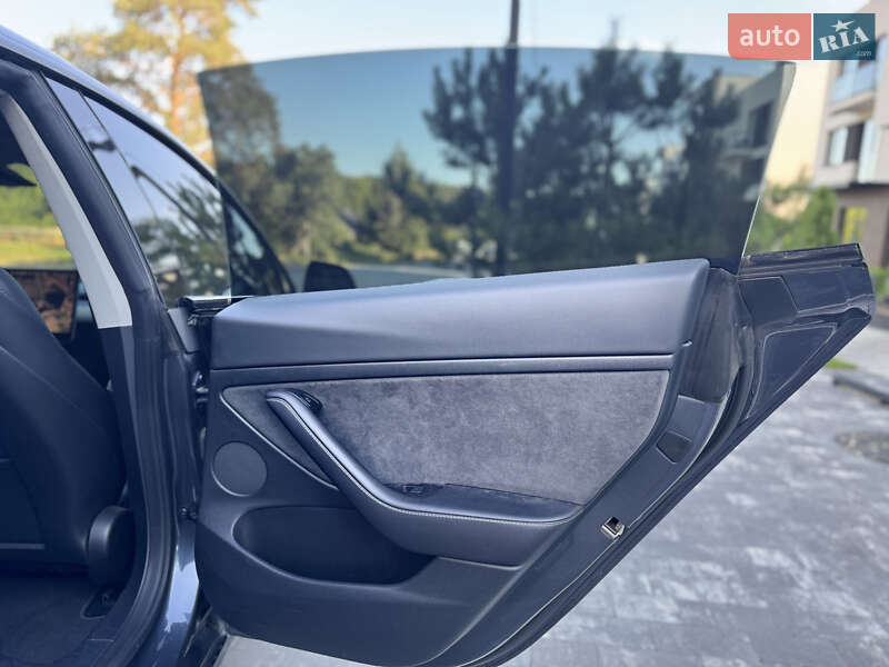 Седан Tesla Model 3 2021 в Ужгороде фото 33 Седан Tesla Model 3 2021 в Ужгороде