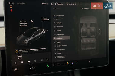 Седан Tesla Model 3 2021 в 