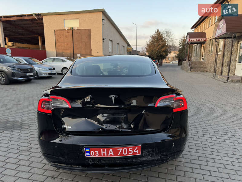 Седан Tesla Model 3 2019 в Владимире
