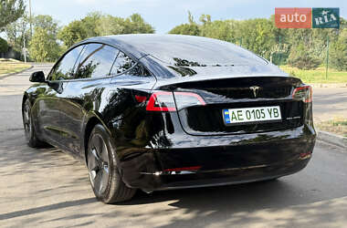 Седан Tesla Model 3 2020 в 