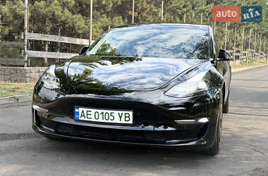 Седан Tesla Model 3 2020 в 