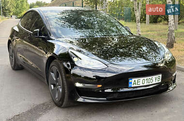 Седан Tesla Model 3 2020 в 