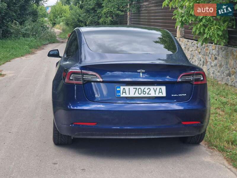 Седан Tesla Model 3 2022 в Василькове